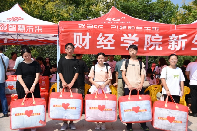 国产成人精品一区二区三区