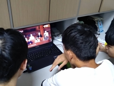 国产成人精品一区二区三区