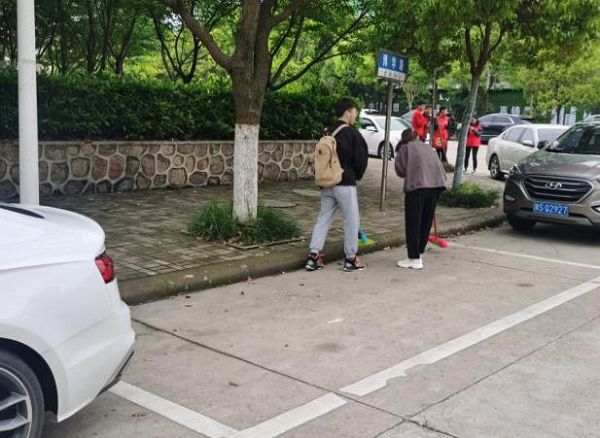 国产成人精品一区二区三区