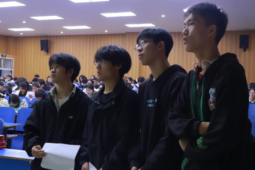 国产成人精品一区二区三区