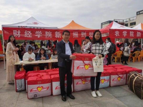 国产成人精品一区二区三区