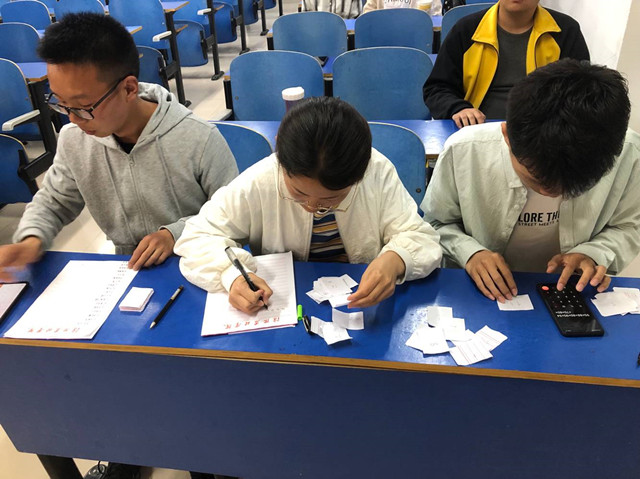 国产成人精品一区二区三区