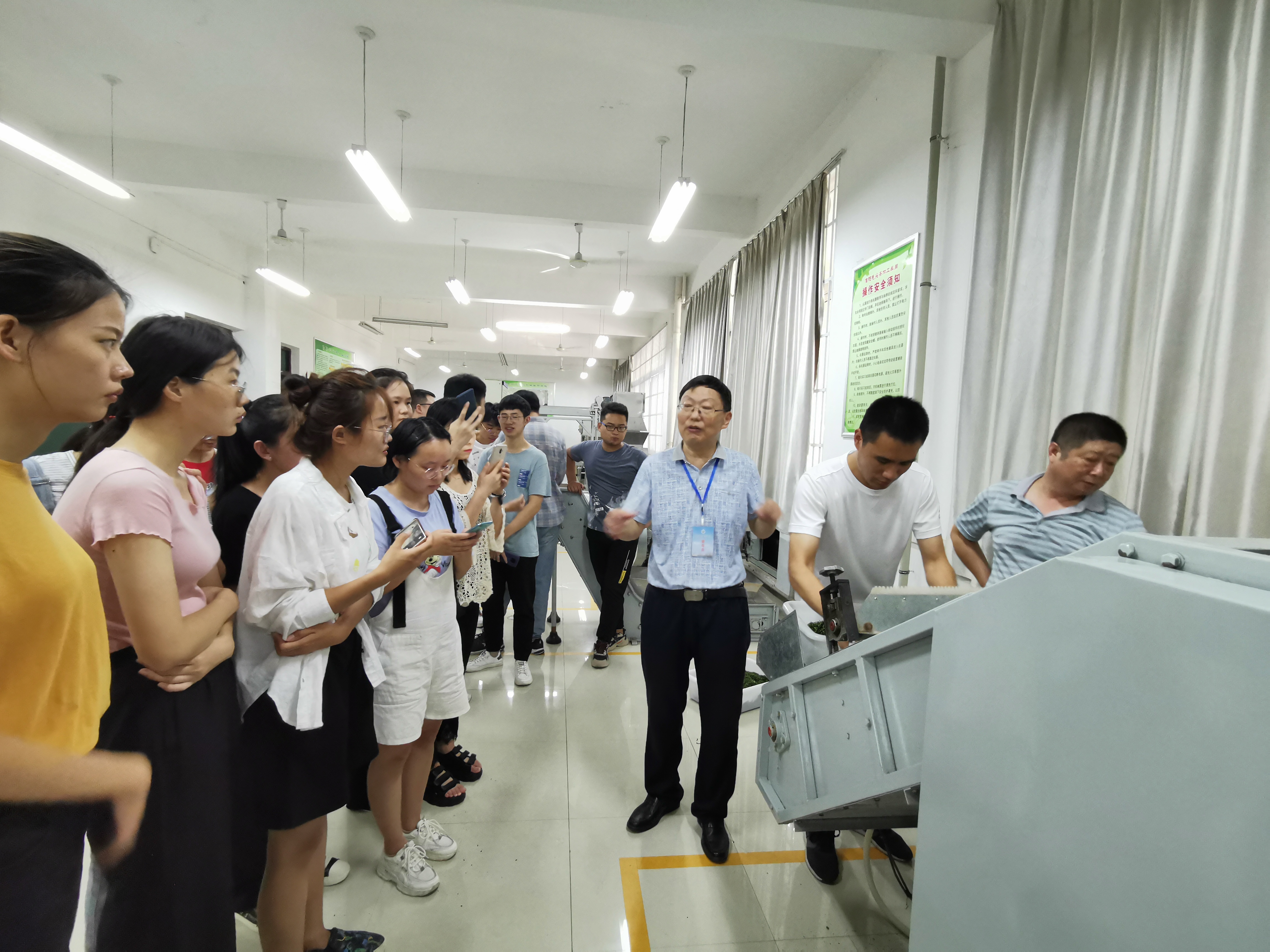 国产成人精品一区二区三区