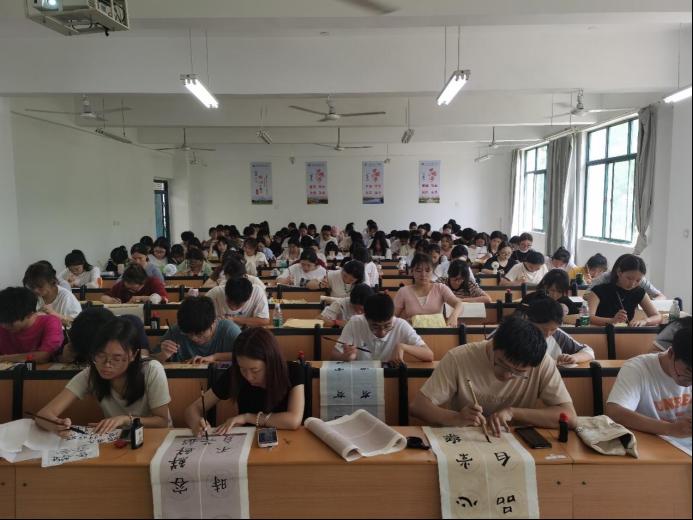 国产成人精品一区二区三区