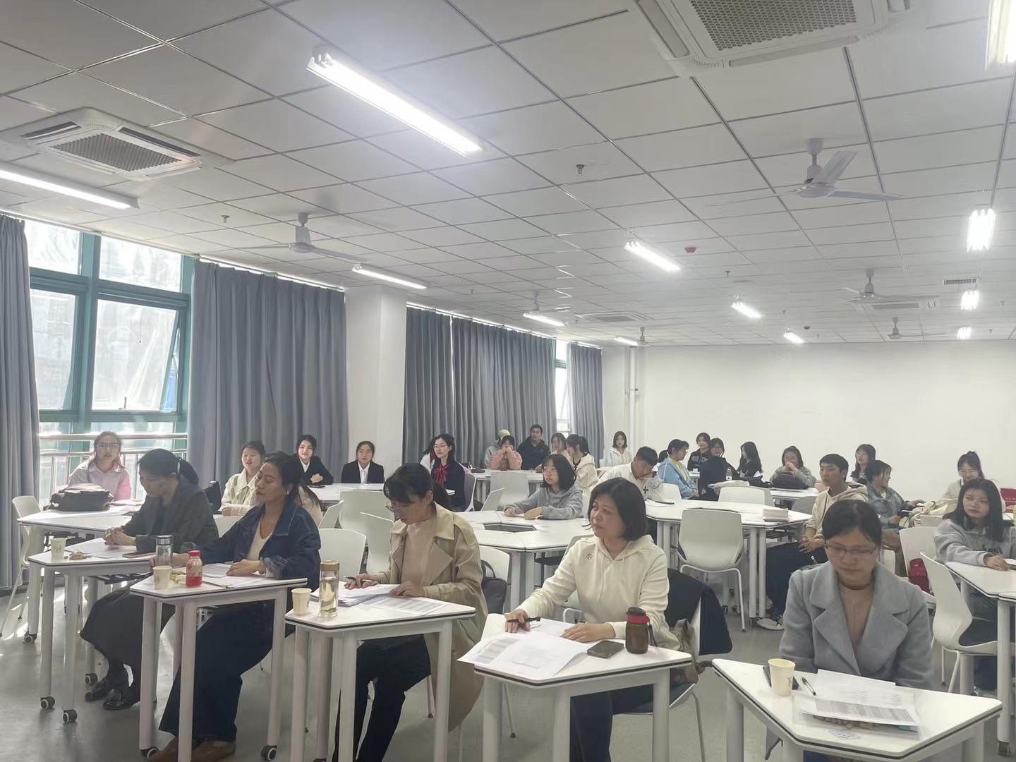 国产成人精品一区二区三区