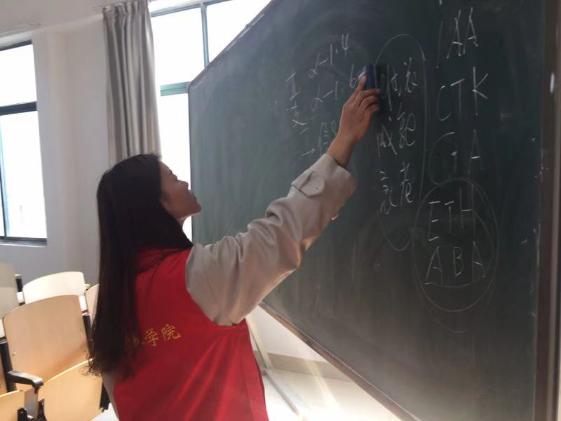 国产成人精品一区二区三区
