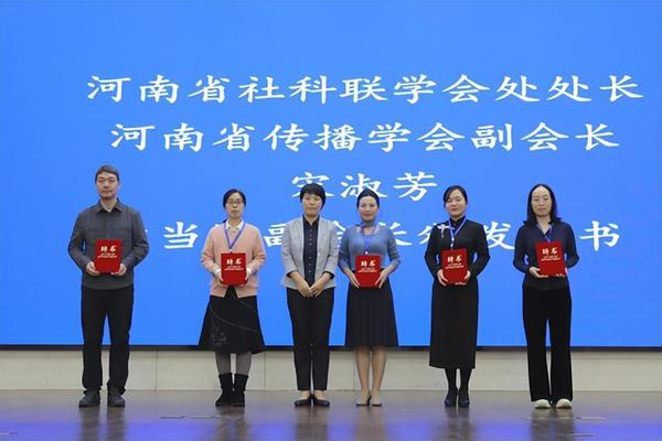 国产成人精品一区二区三区