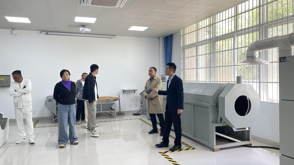 国产成人精品一区二区三区