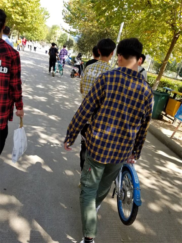 国产成人精品一区二区三区