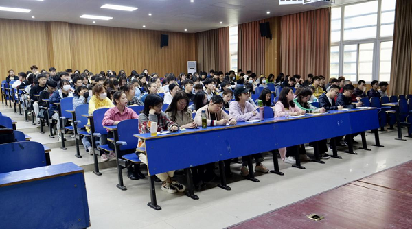 国产成人精品一区二区三区
