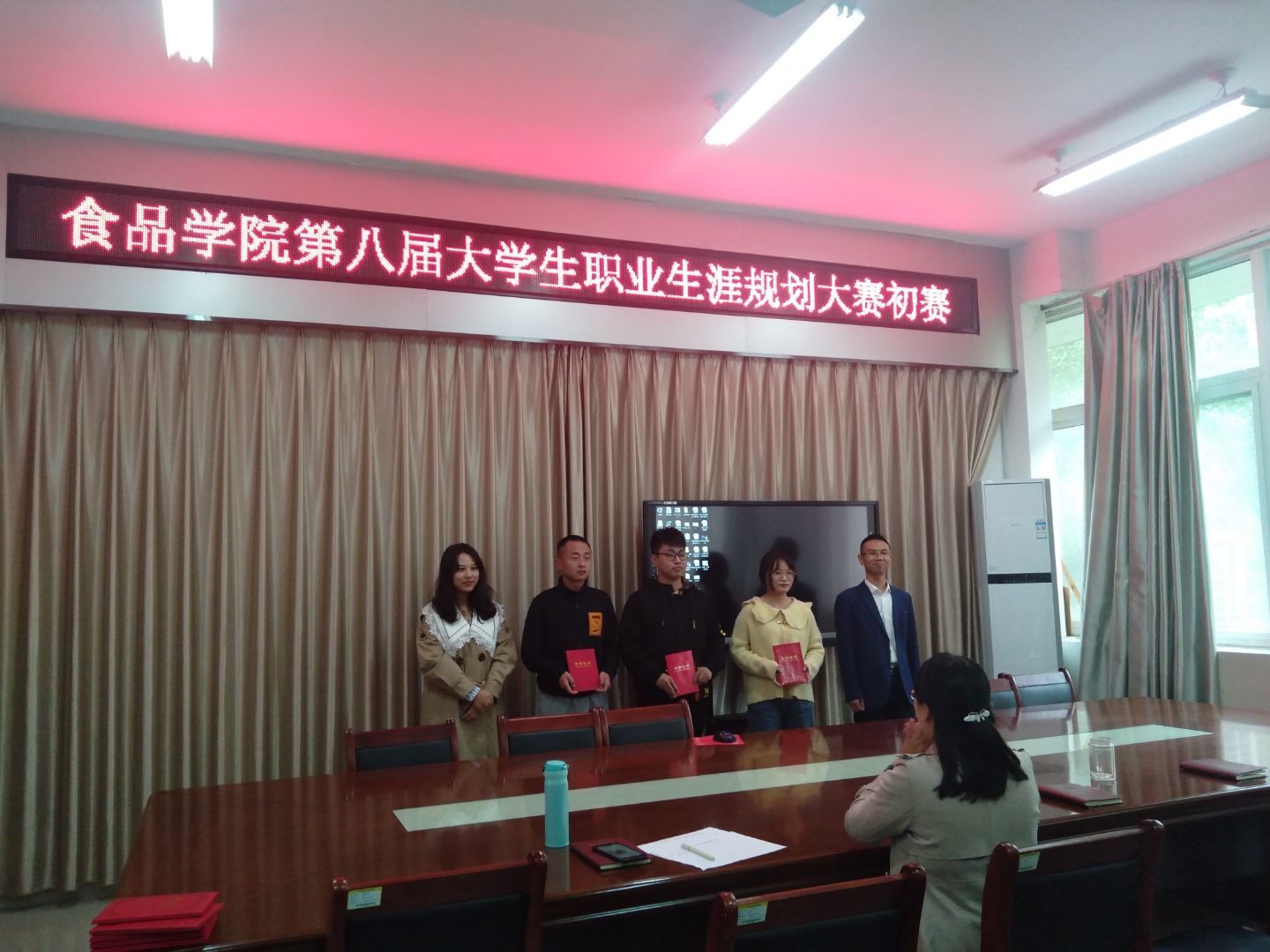 国产成人精品一区二区三区