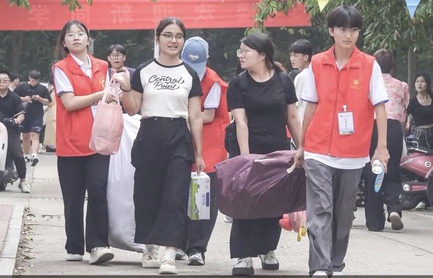 国产成人精品一区二区三区