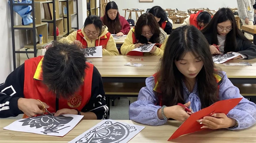 国产成人精品一区二区三区