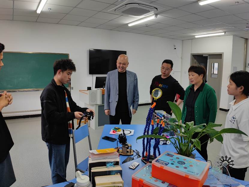 国产成人精品一区二区三区