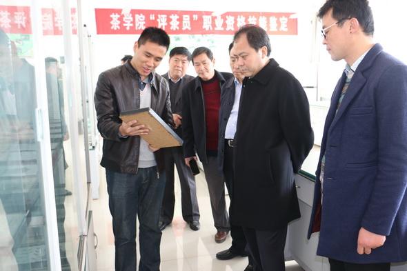 国产成人精品一区二区三区