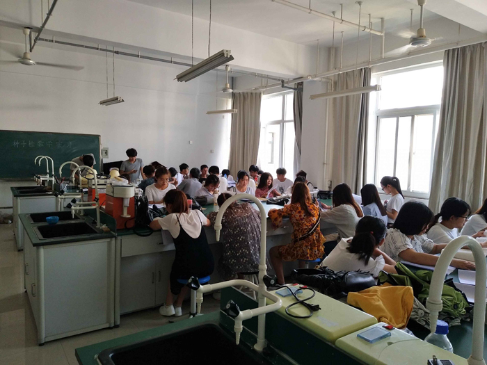 国产成人精品一区二区三区