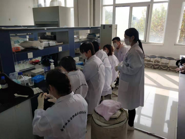 国产成人精品一区二区三区