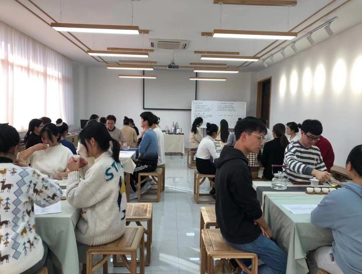 国产成人精品一区二区三区