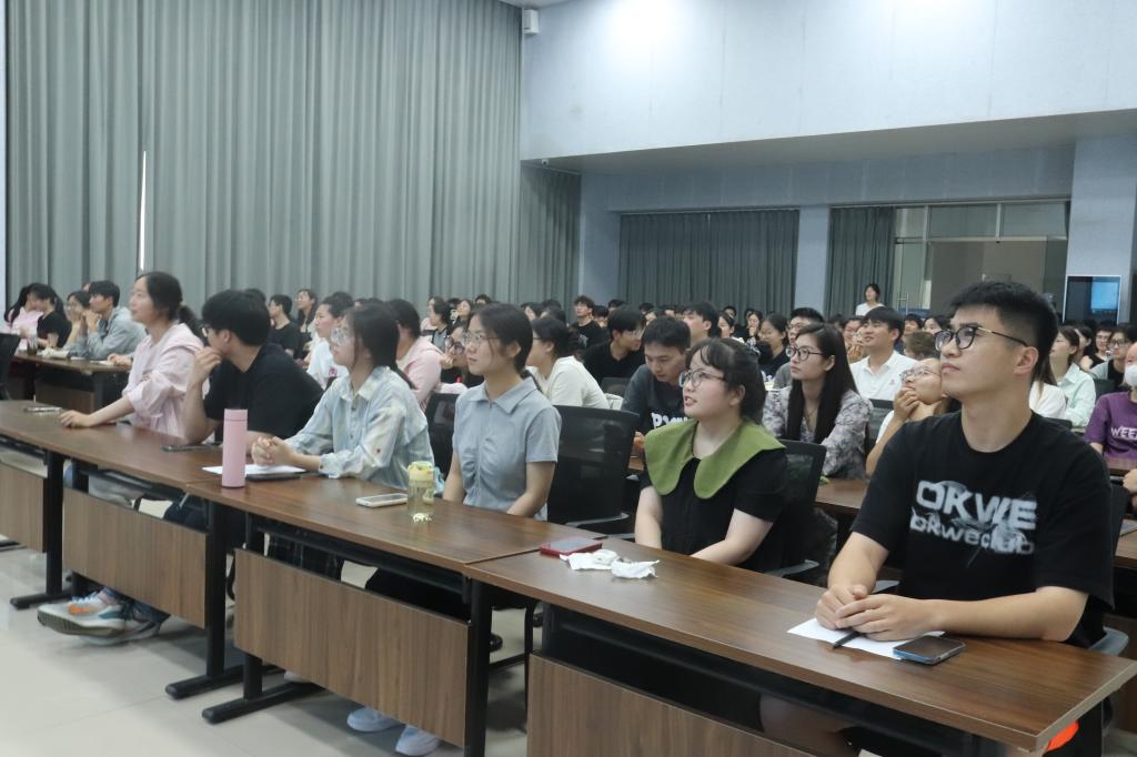 国产成人精品一区二区三区