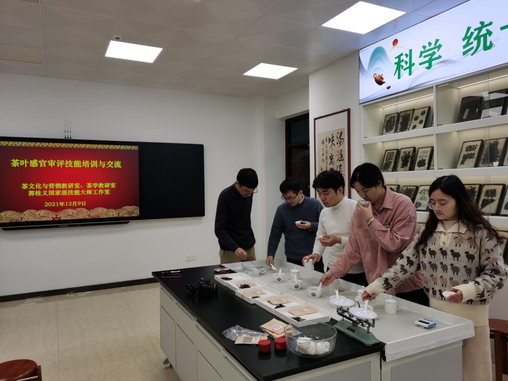 国产成人精品一区二区三区