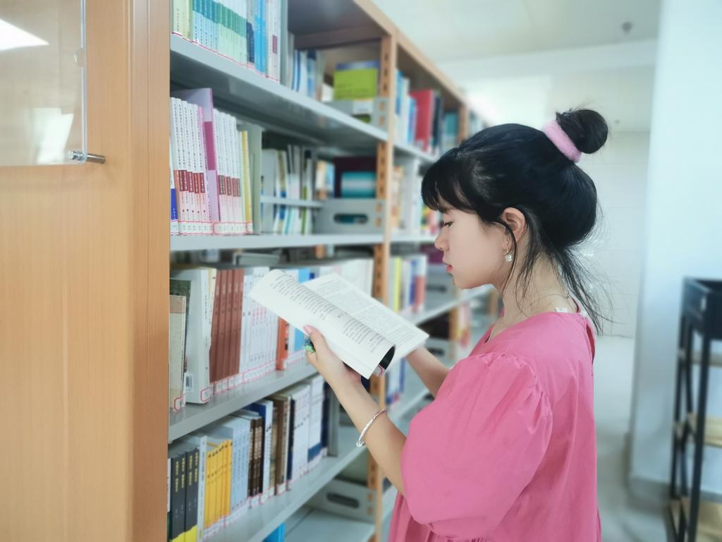 国产成人精品一区二区三区