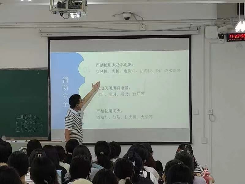 国产成人精品一区二区三区