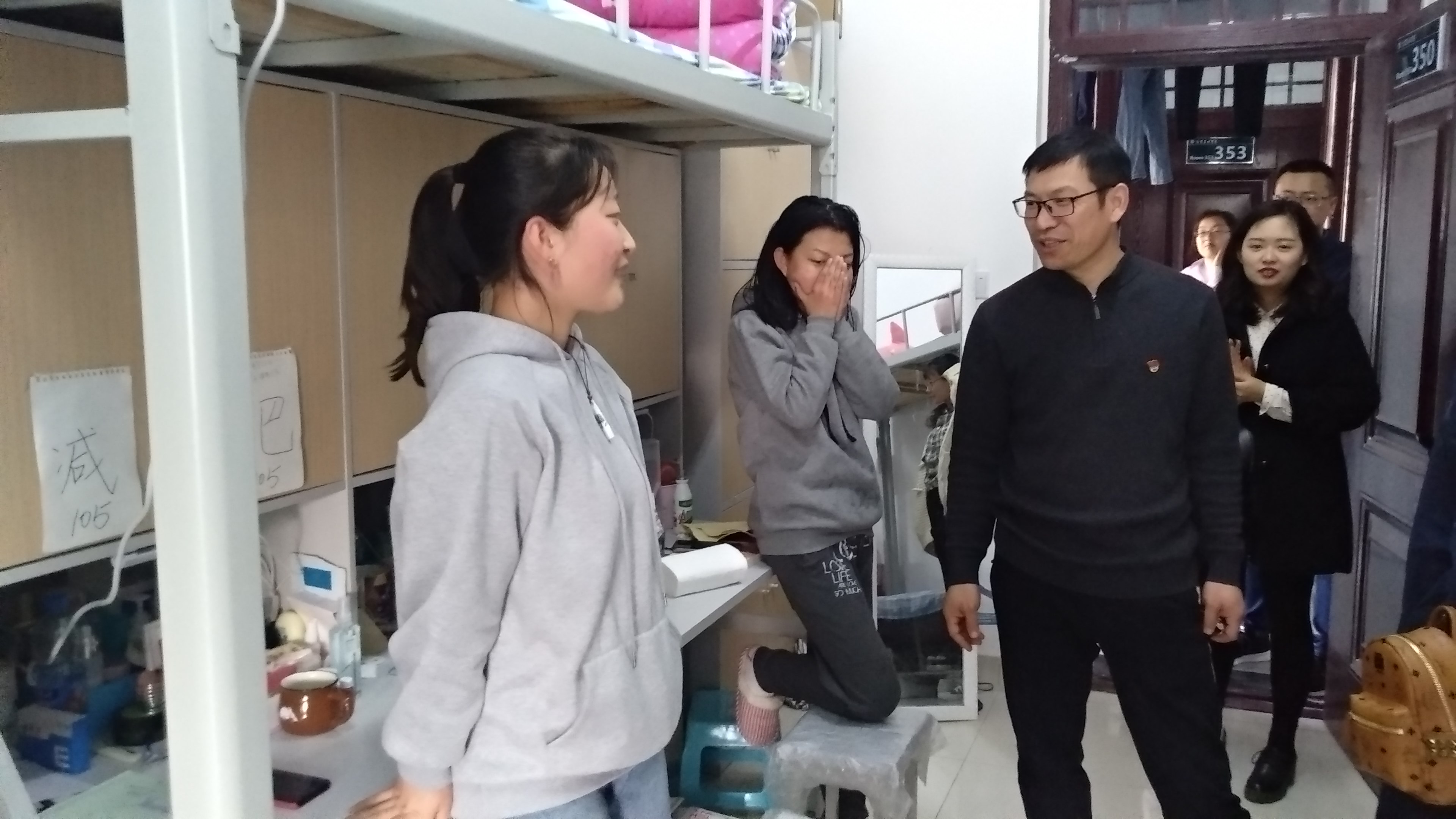 国产成人精品一区二区三区