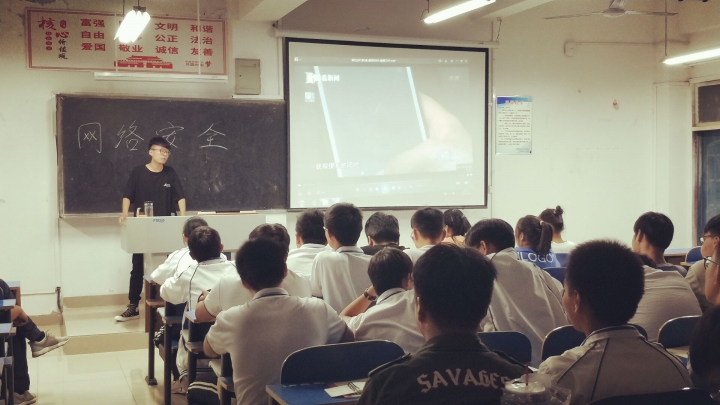 国产成人精品一区二区三区