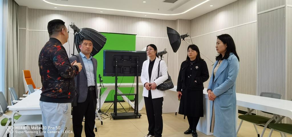 国产成人精品一区二区三区