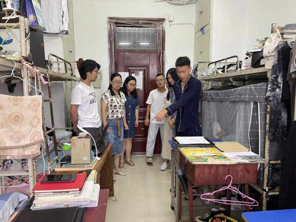 国产成人精品一区二区三区