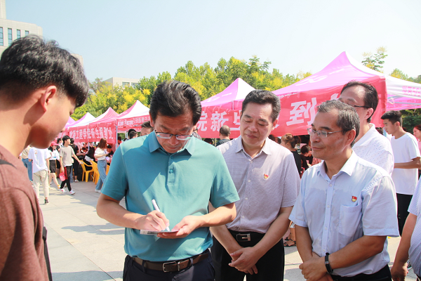 国产成人精品一区二区三区