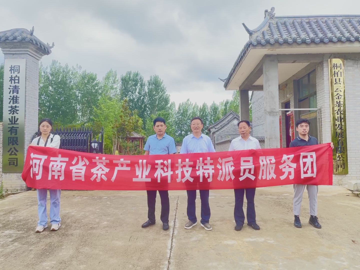 国产成人精品一区二区三区