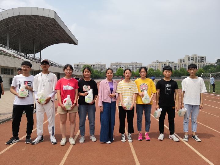 国产成人精品一区二区三区