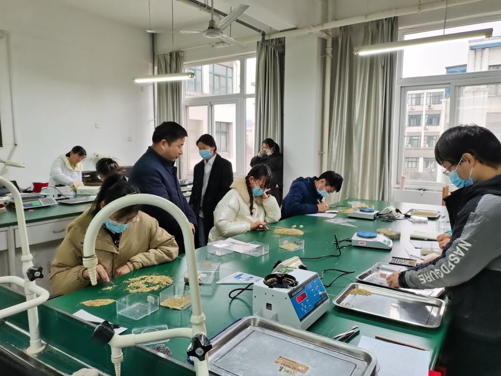 国产成人精品一区二区三区