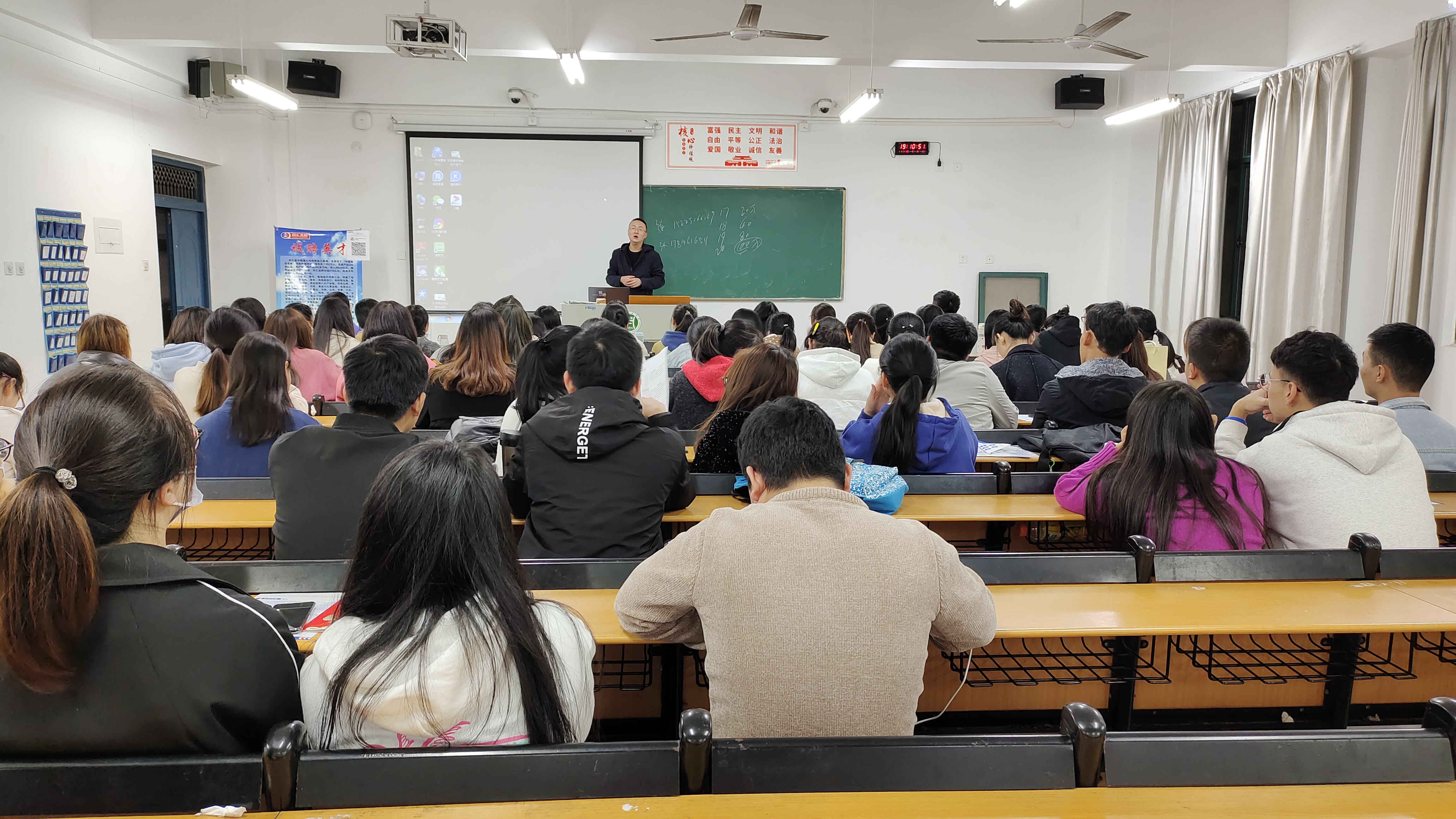 国产成人精品一区二区三区