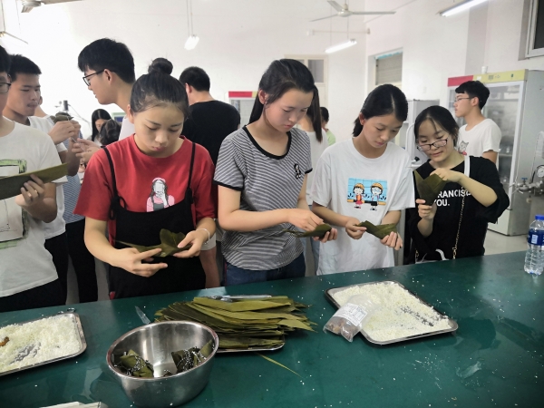 国产成人精品一区二区三区