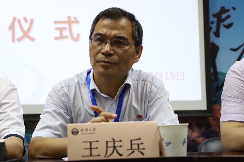 国产成人精品一区二区三区