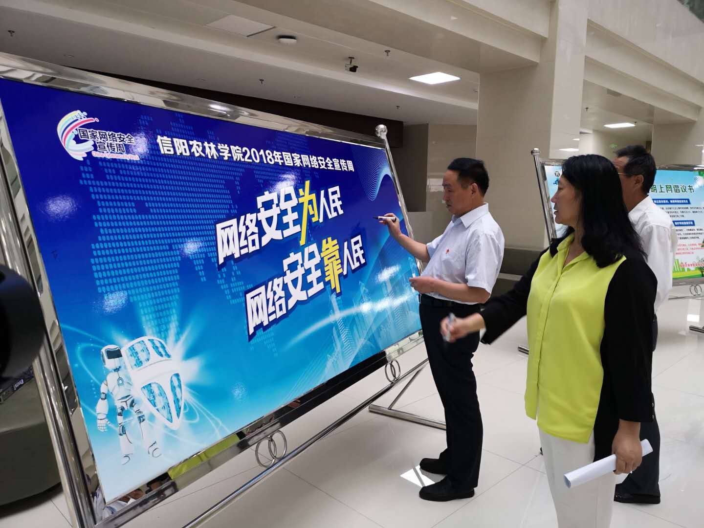 国产成人精品一区二区三区