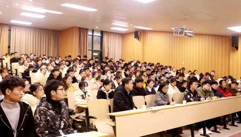 国产成人精品一区二区三区