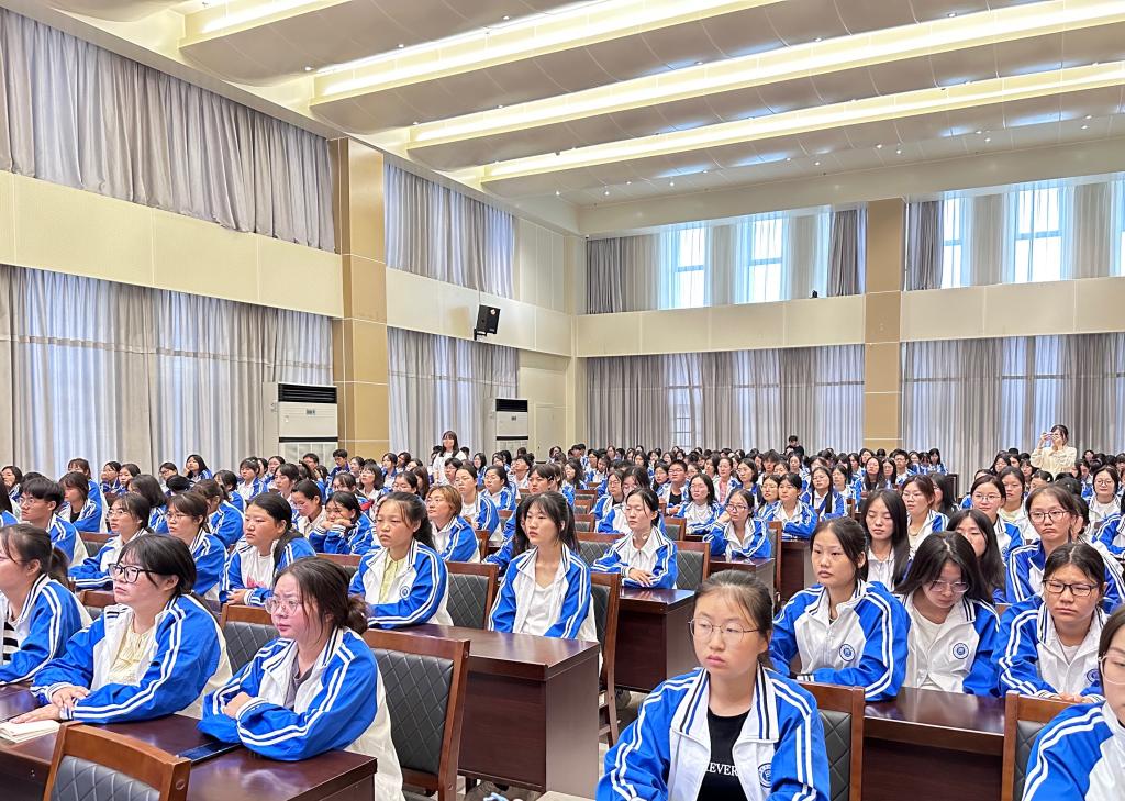 国产成人精品一区二区三区