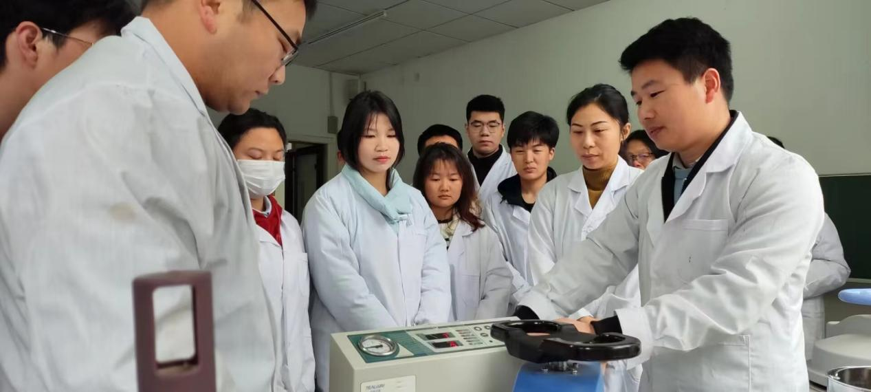 国产成人精品一区二区三区