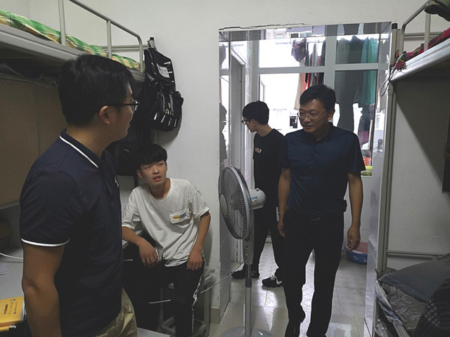 国产成人精品一区二区三区