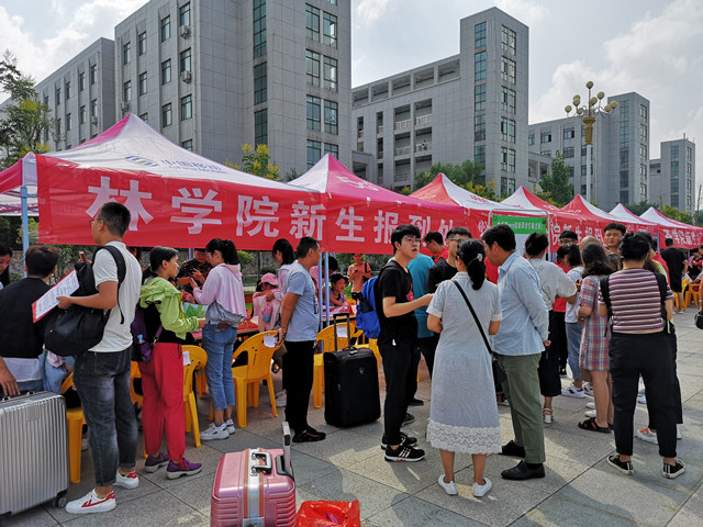 国产成人精品一区二区三区