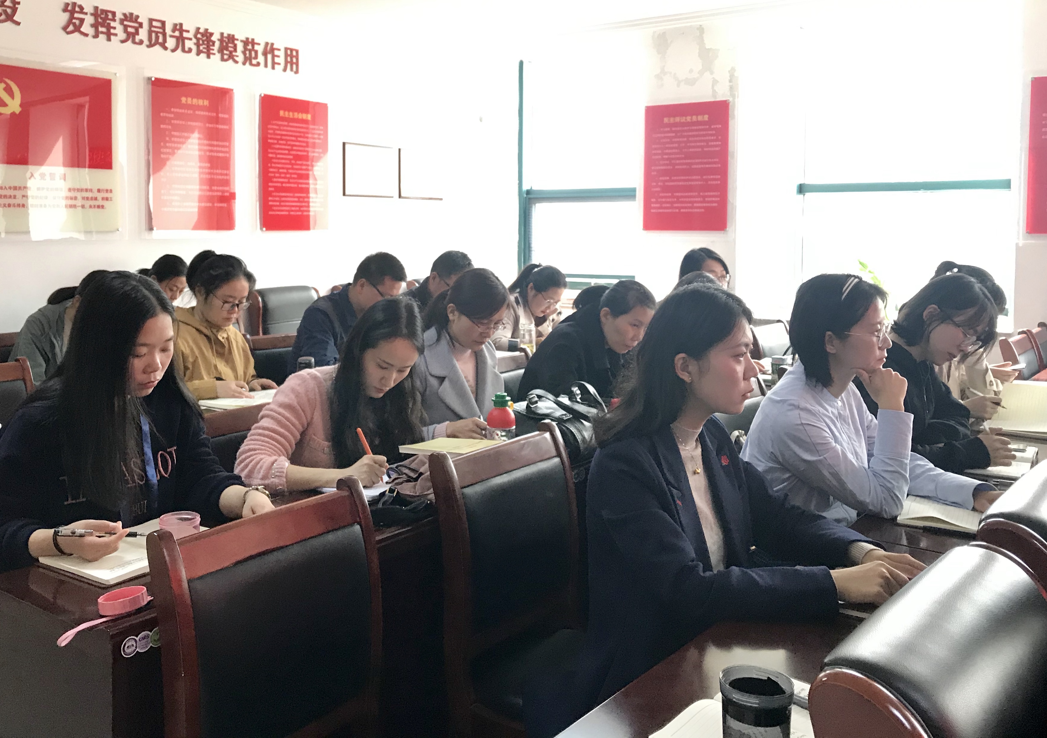 国产成人精品一区二区三区