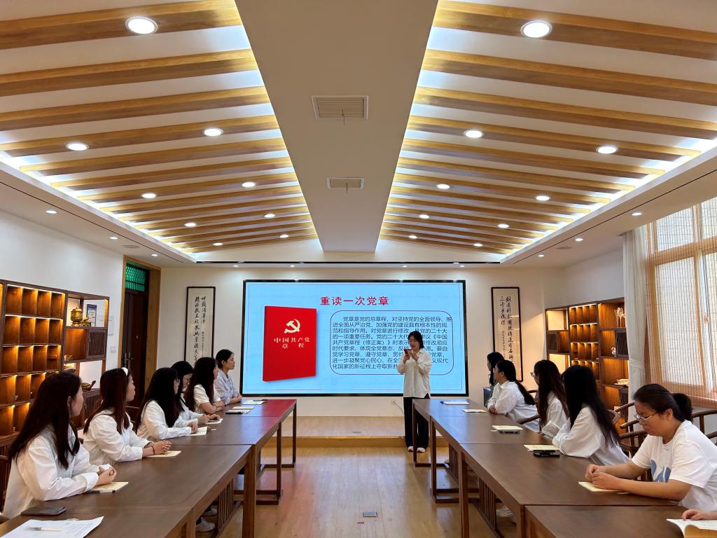 国产成人精品一区二区三区