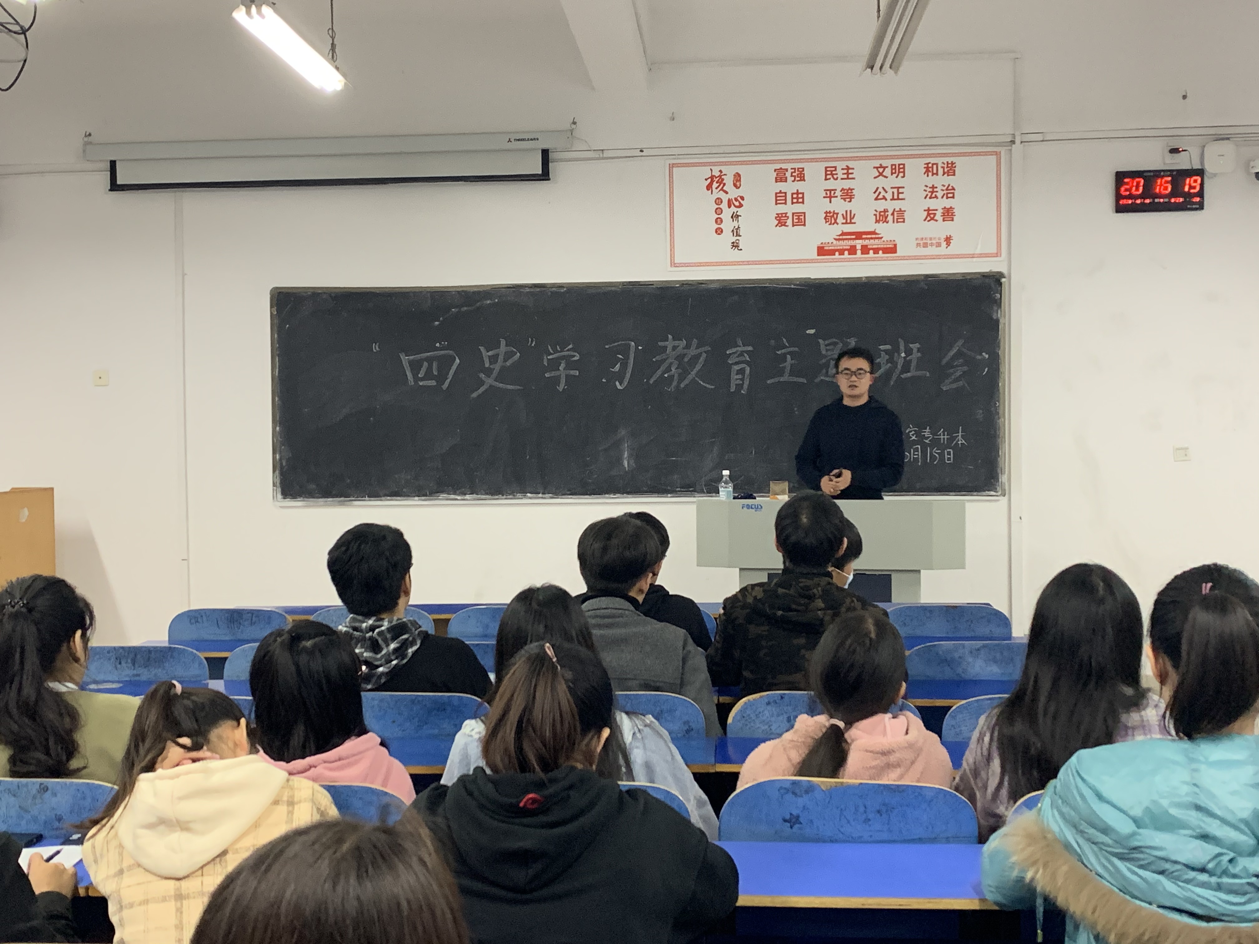 国产成人精品一区二区三区