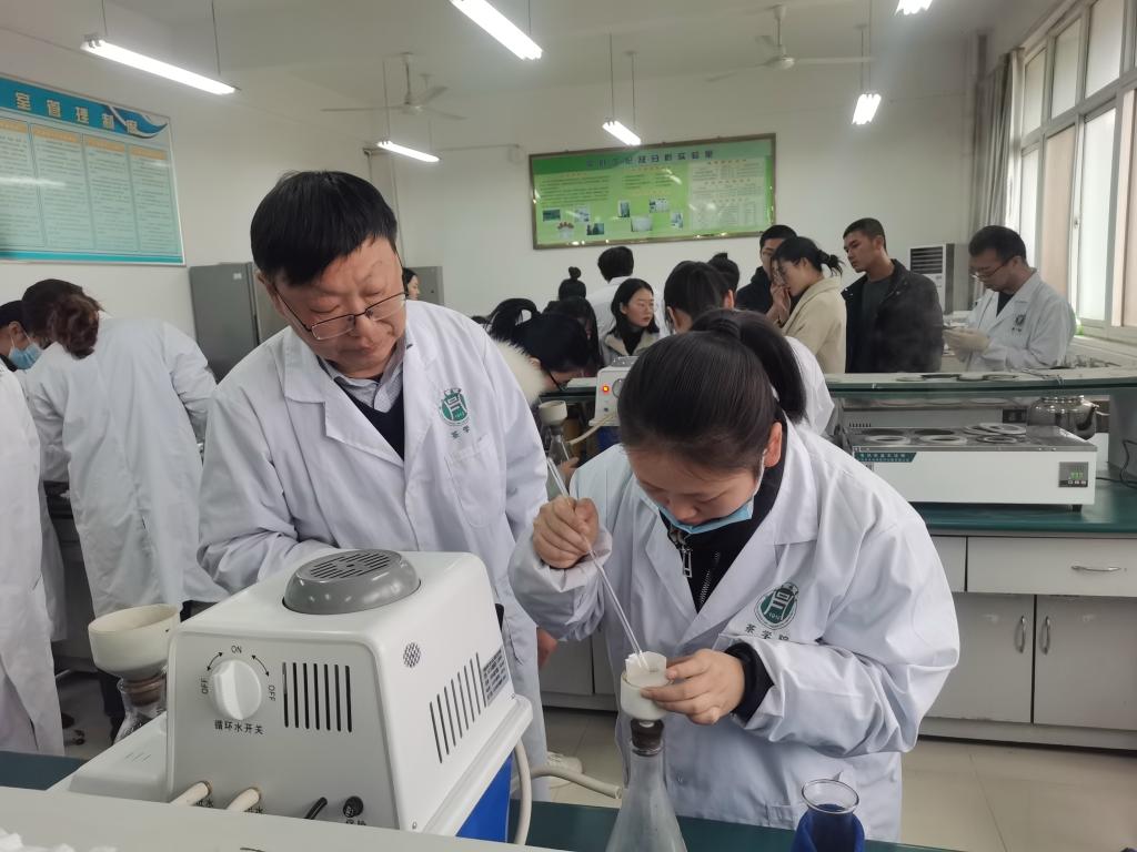 国产成人精品一区二区三区