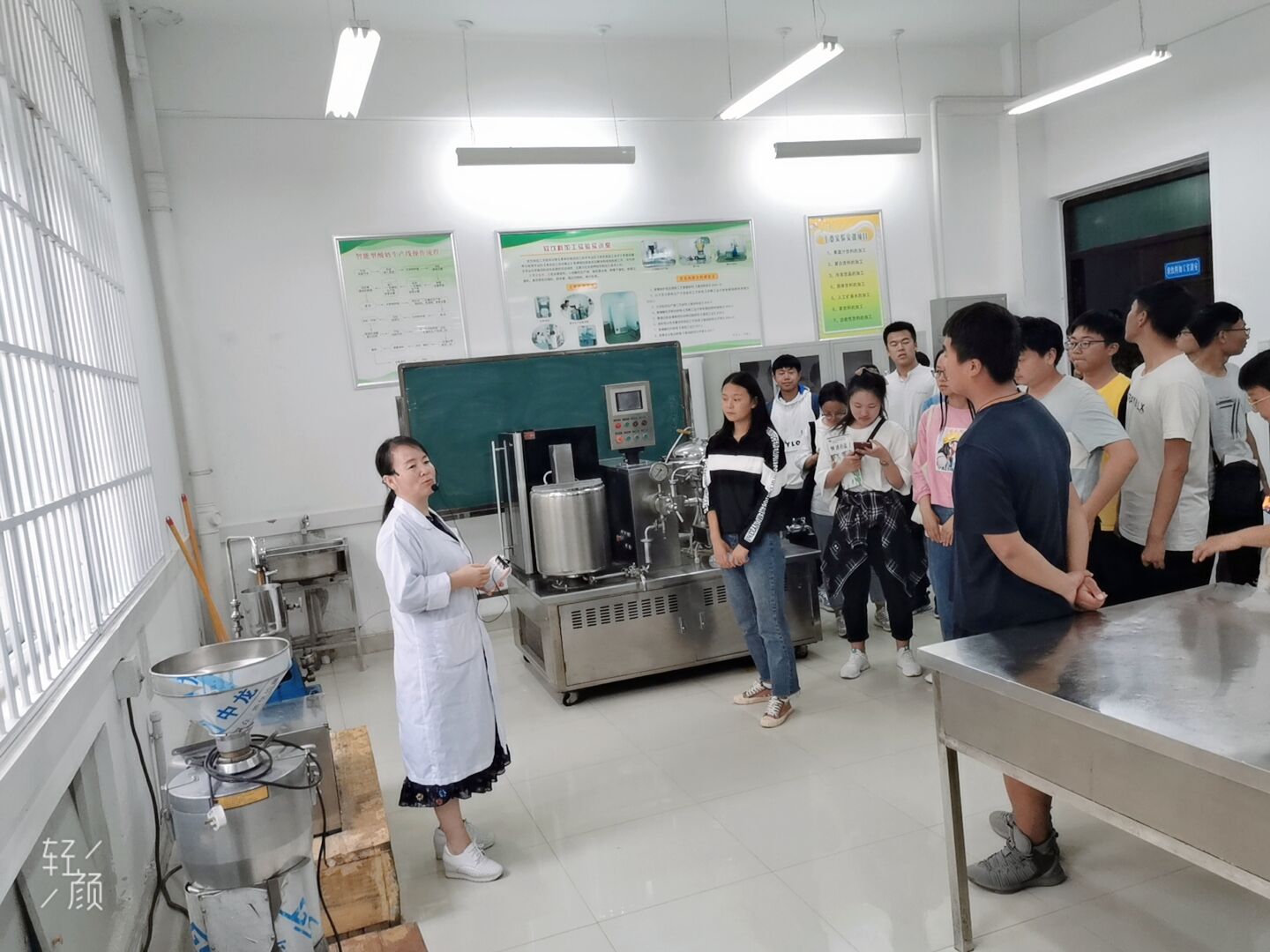 国产成人精品一区二区三区