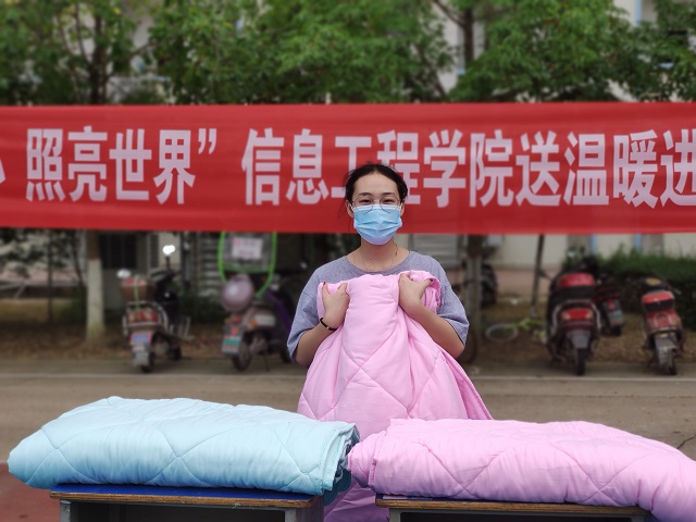 国产成人精品一区二区三区