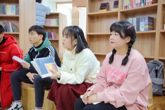 国产成人精品一区二区三区